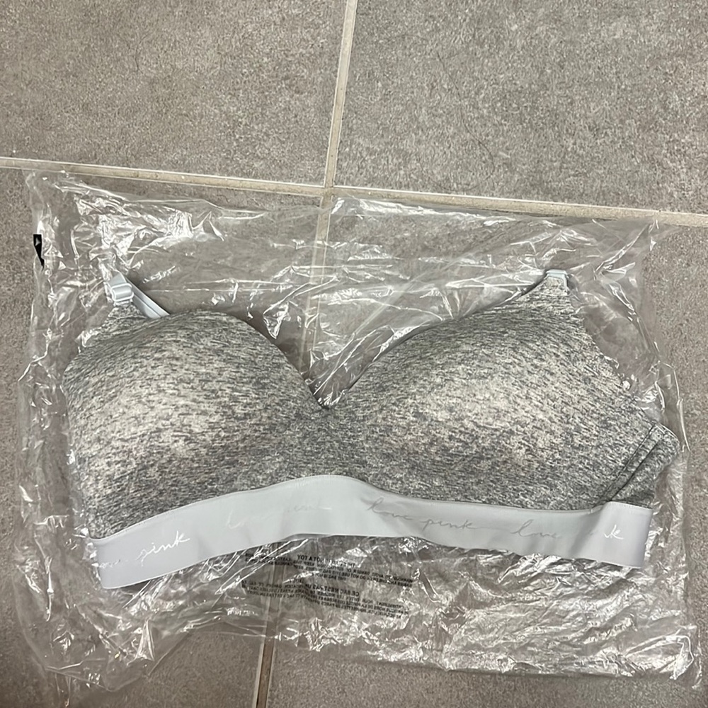 VS pink Bra - no underwire